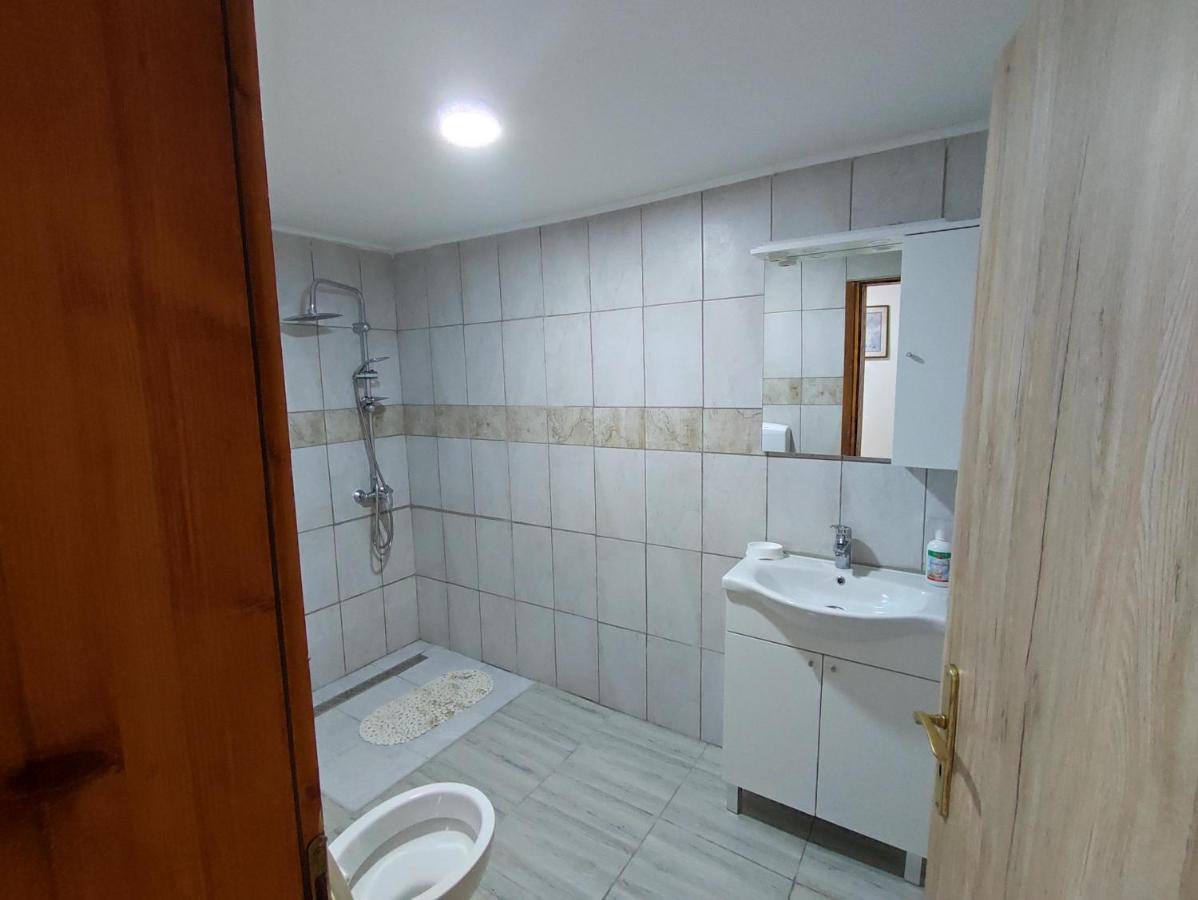 Apartment Neo Bihac Bagian luar foto